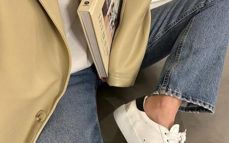 White Sneakers: A Versatile Wardrobe Essential