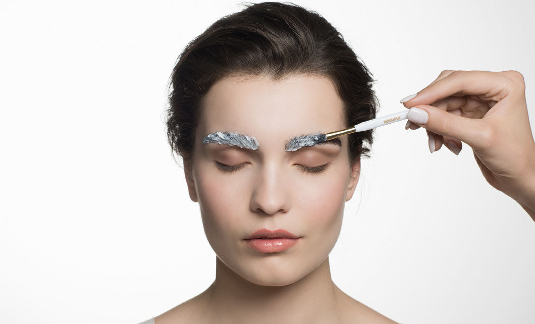 eyebrow tint