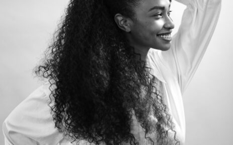 a lady with a long 3b hair