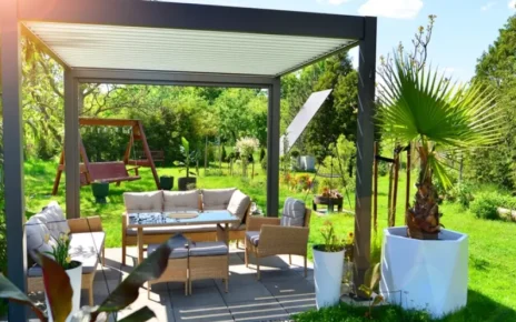 Louvred Pergola