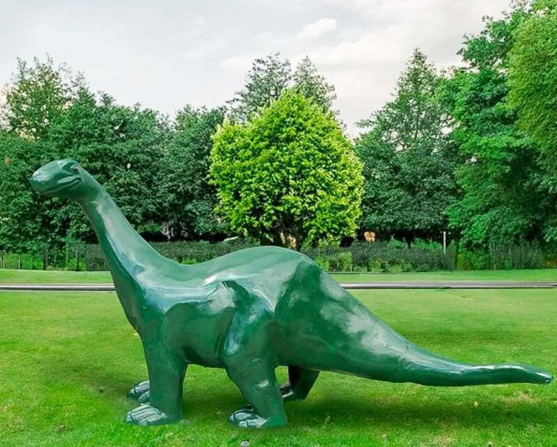 sinclair dinosaur statue