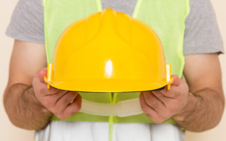 Safety hat vs Safety Helmets